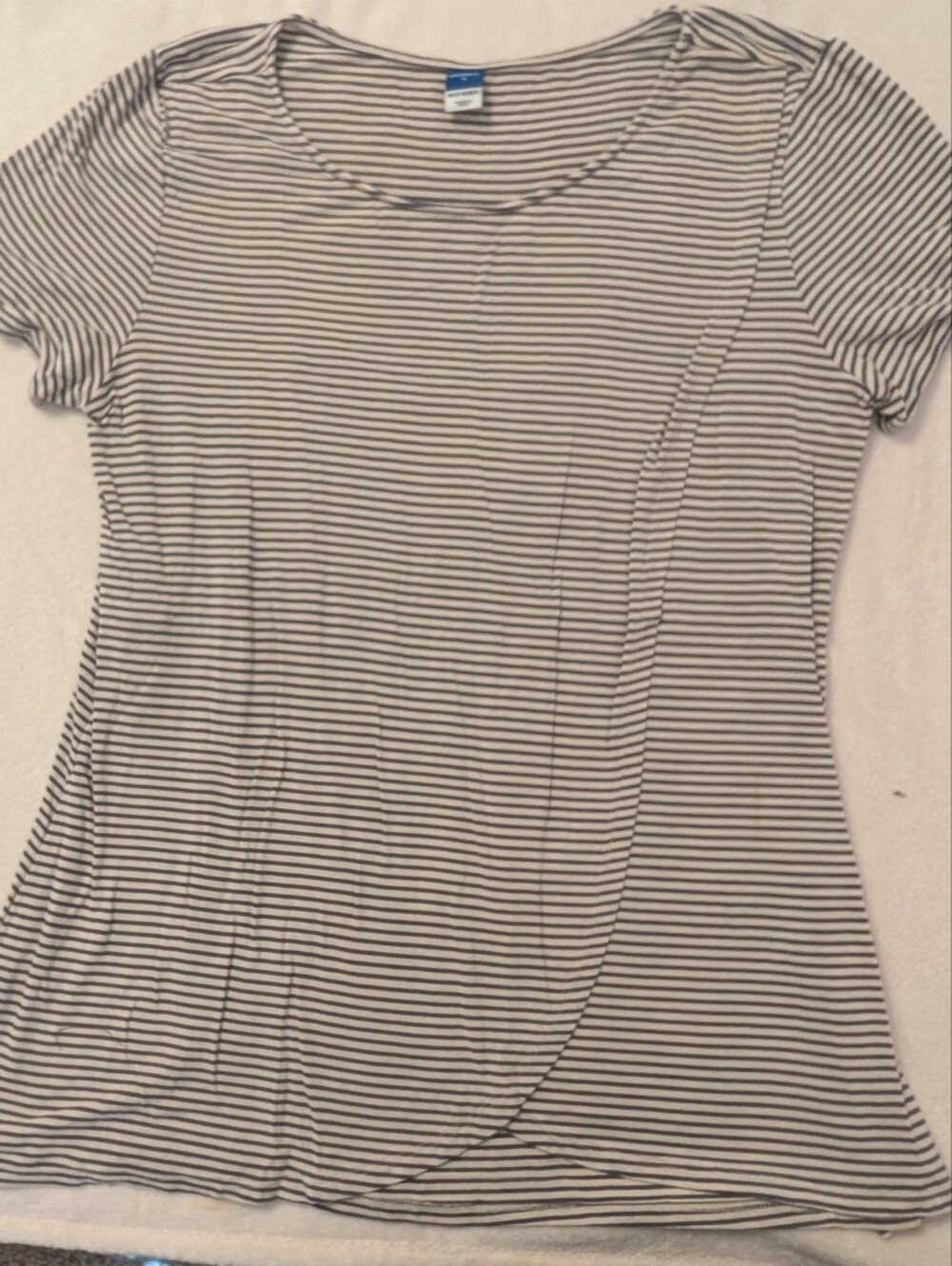 Old Navy Maternity/Nursing Top